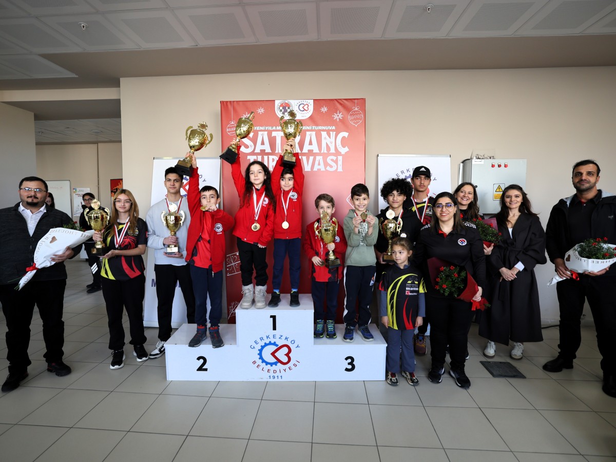 YENİ YILA MERHABA SATRANÇ TURNUVAMIZ SONA ERDİ