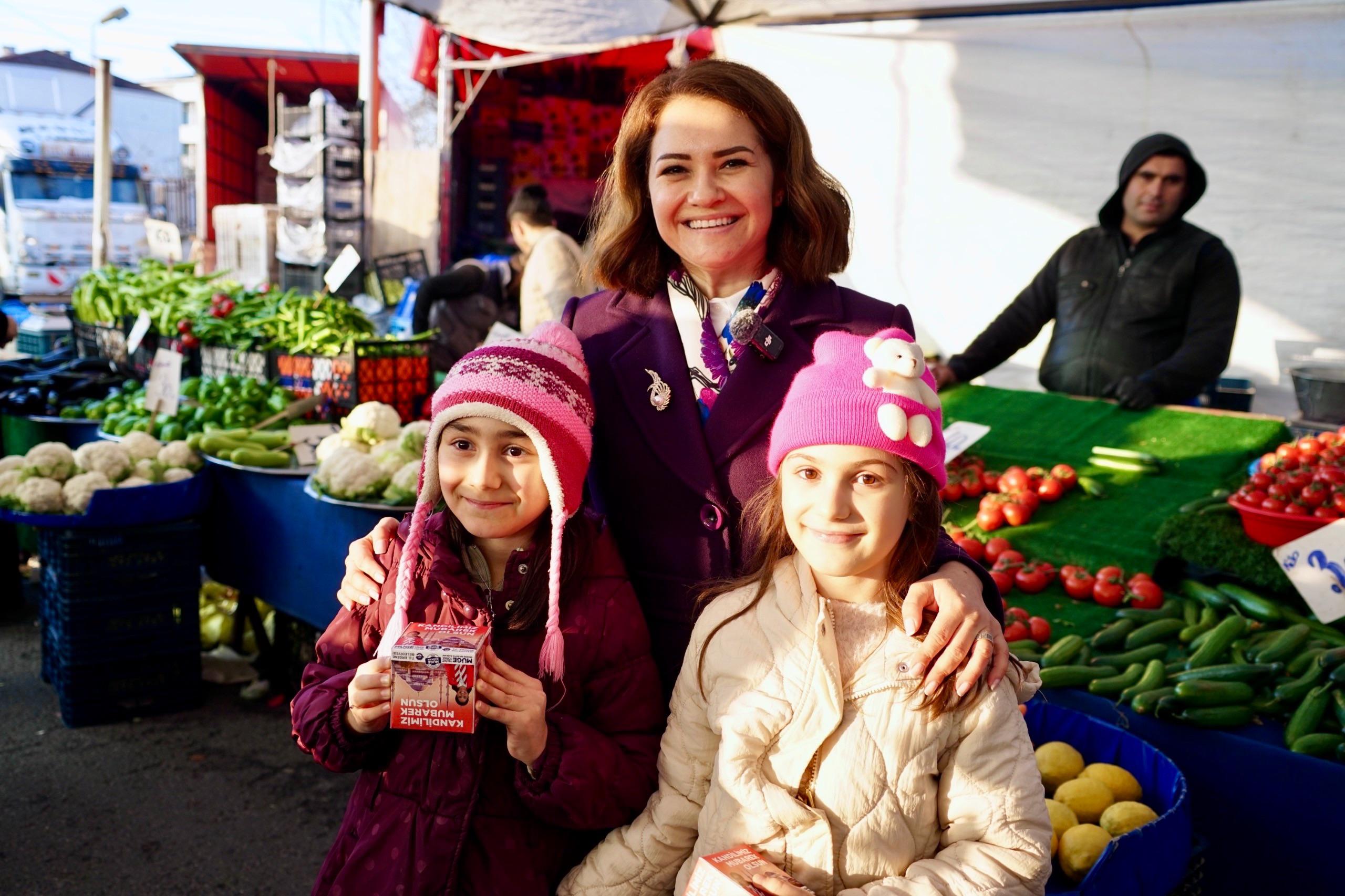 ERGENE BELEDİYE BAŞKANI MÜGE YILDIZ TOPAK HEMŞEHRİLERİNİN MİRAÇ KANDİLİNİ KUTLADI