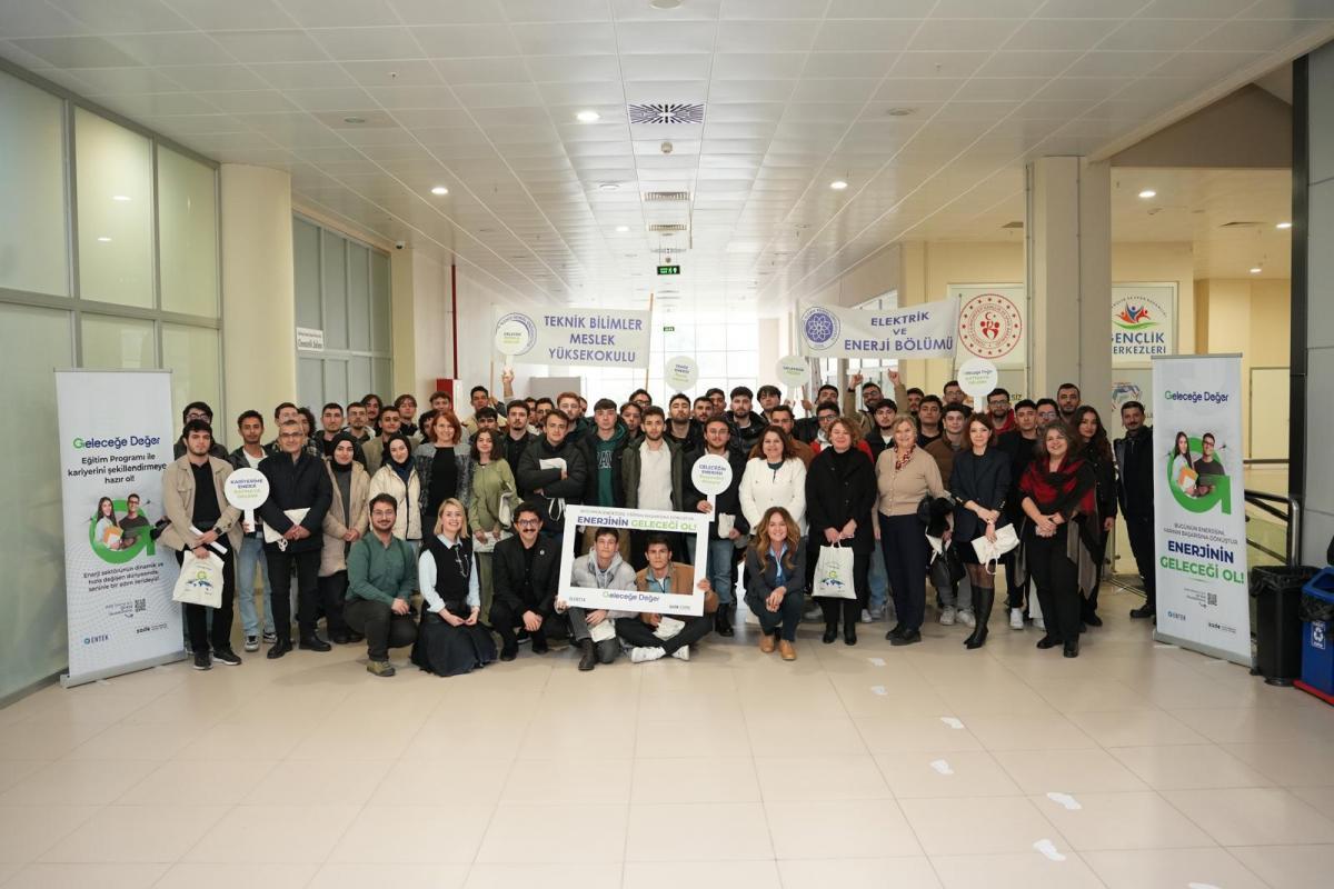“Geleceğe Değer” Projesi ile Üniversitemiz Teknik Bilimler MYO Öğrencilerinin Sürdürülebilirlik Yolculuğu Başladı