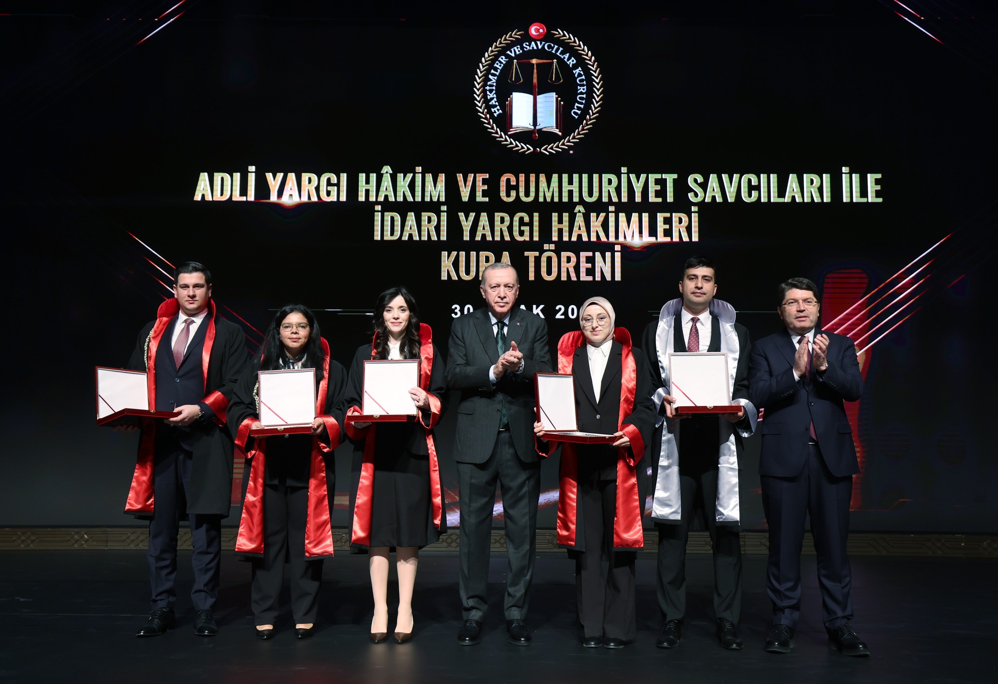 Hayırlı, uğurlu olsun.