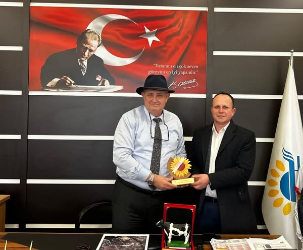 Nazik ziyaretleri için teşekkür ediyorum.