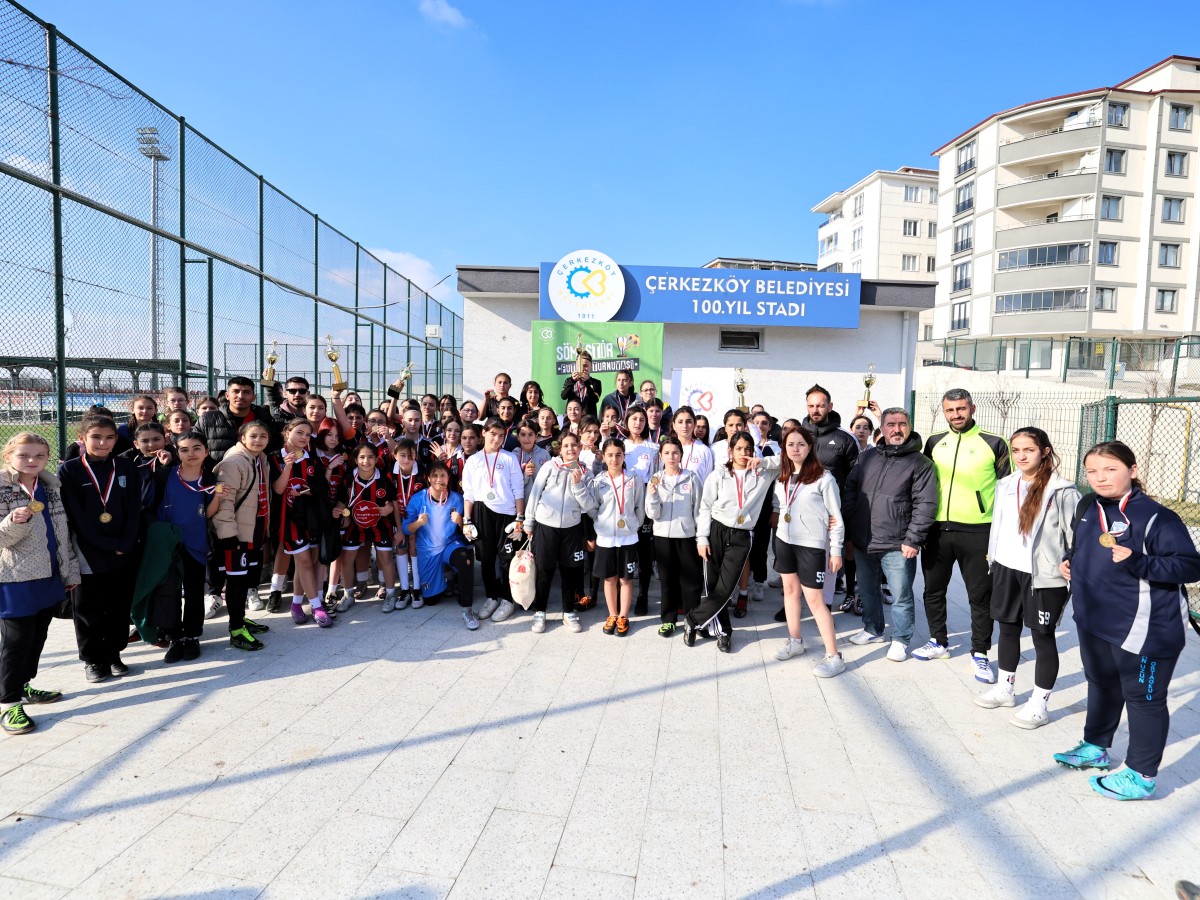 SÖMESTİR FUTBOL TURNUVASI BAŞLADI