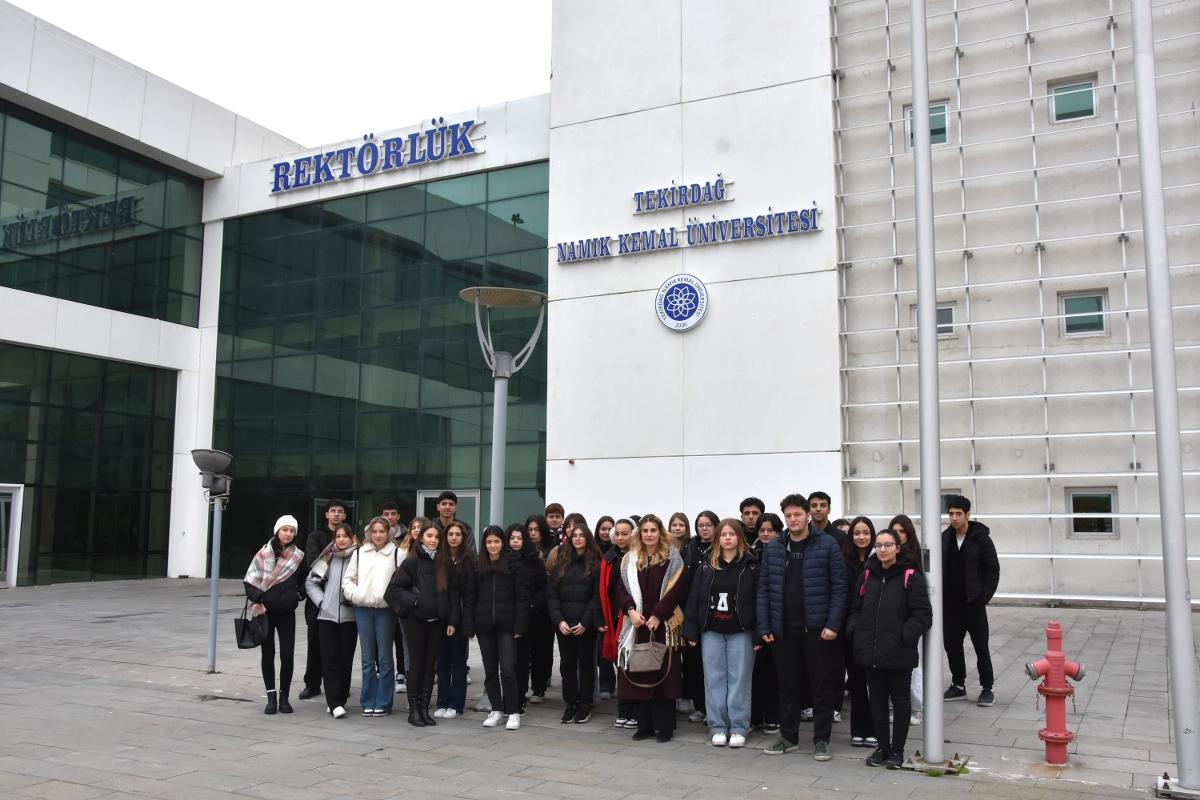 57. ALAY ANADOLU LİSESİ ÖĞRENCİLERİNDEN ÜNİVERSİTEMİZE ZİYARET