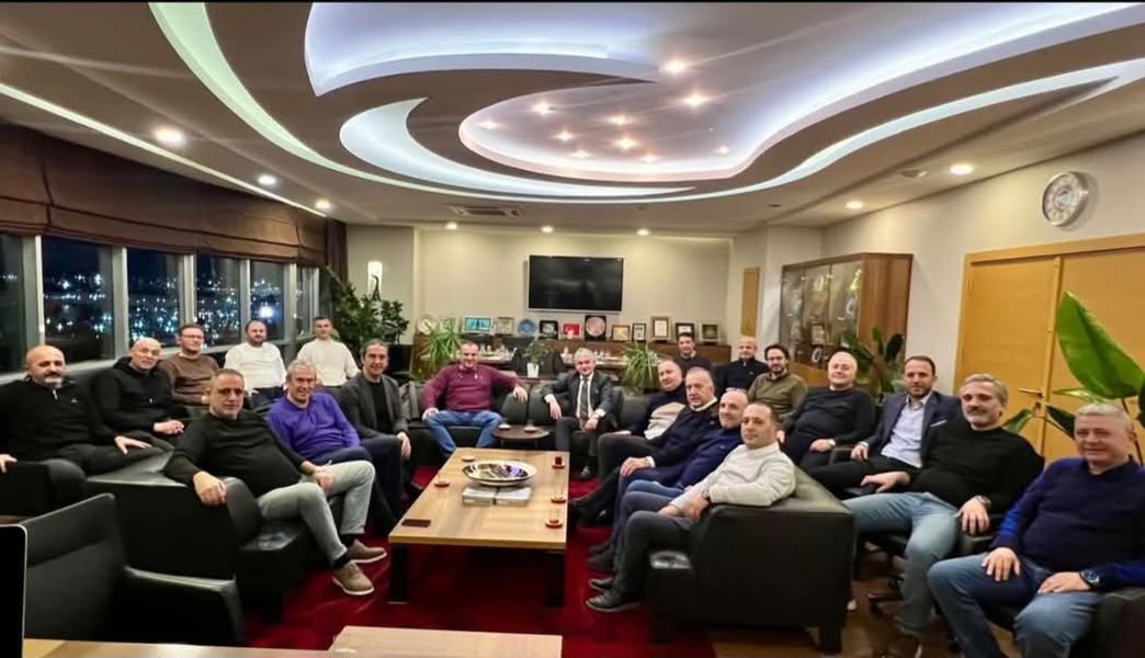 Cengiz Günay ‘a makamında ziyaret etti.