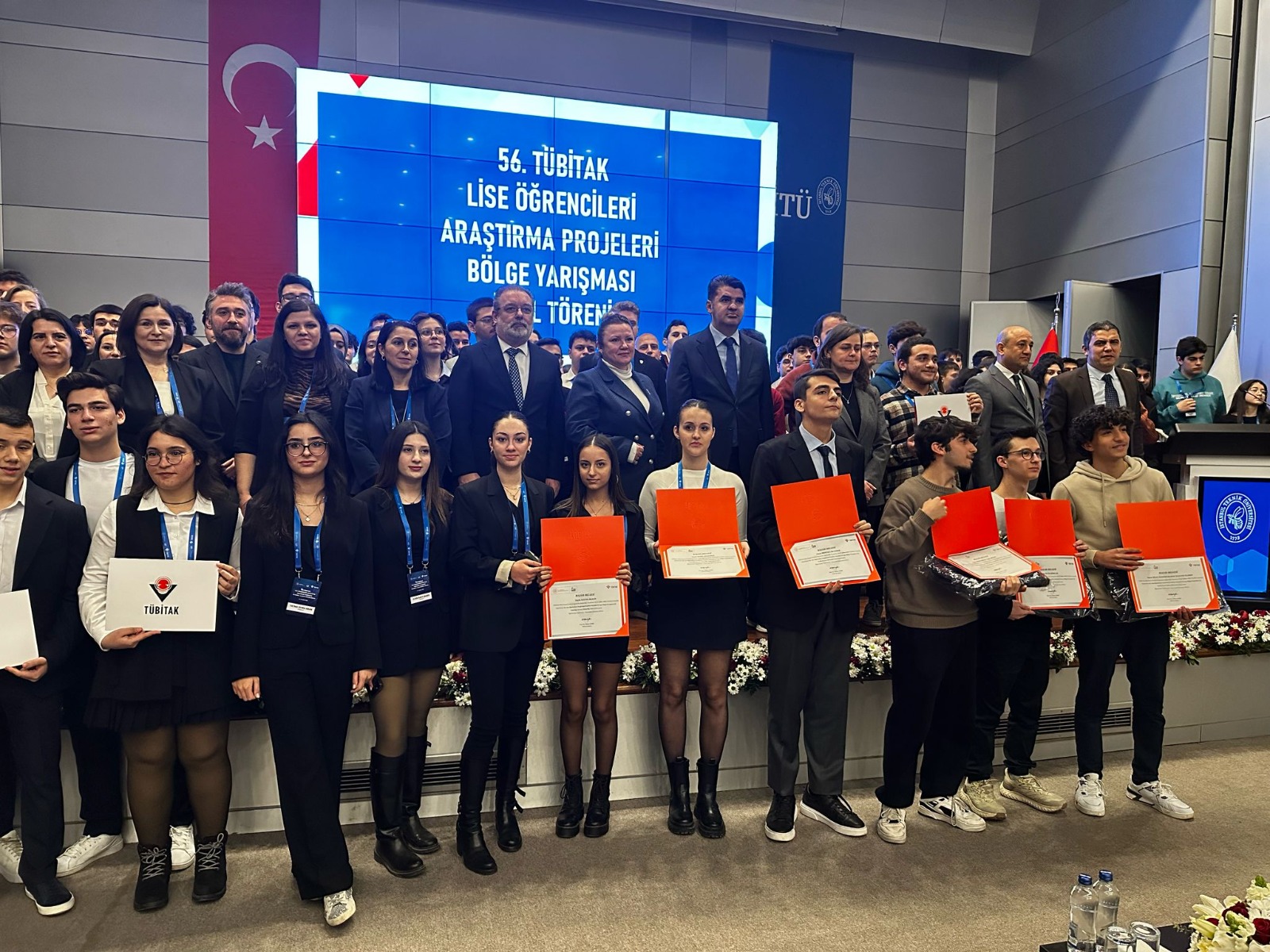 Tekirdağ Belediyesi Mehmet Serez Sosyal Bilimler Lisesi TÜBİTAK Bölge Finalleri Birincisi Oldu!
