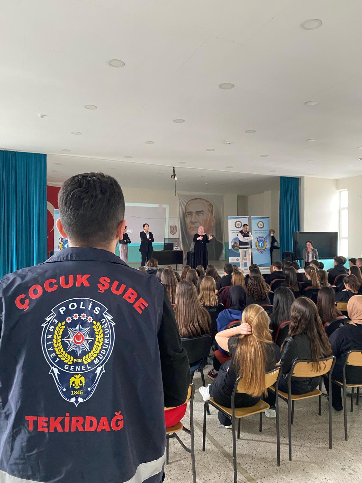 Akran Zorbalığı