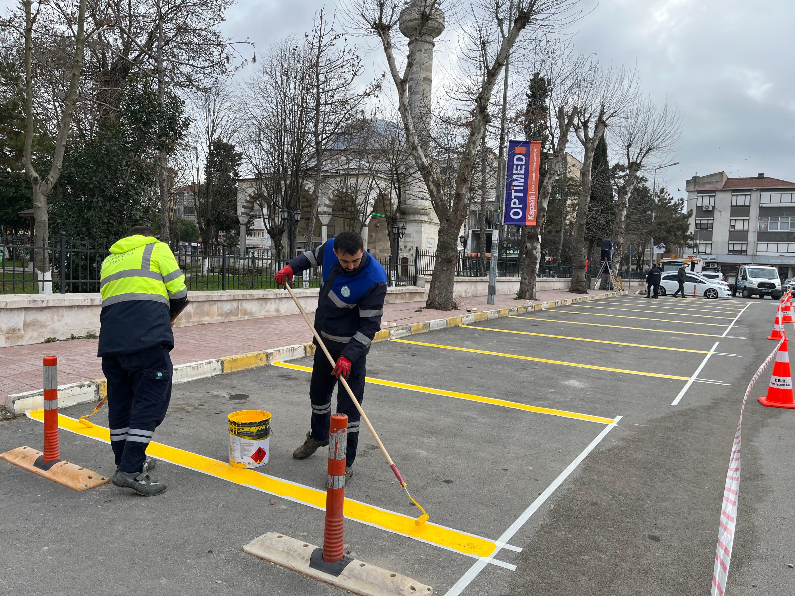 Büyükşehir saray’a park yerlerini belirledi