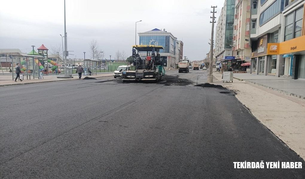 BÜYÜKŞEHİR, YOL YAPIM ÇALIŞMALARINA HIZ VERDİ