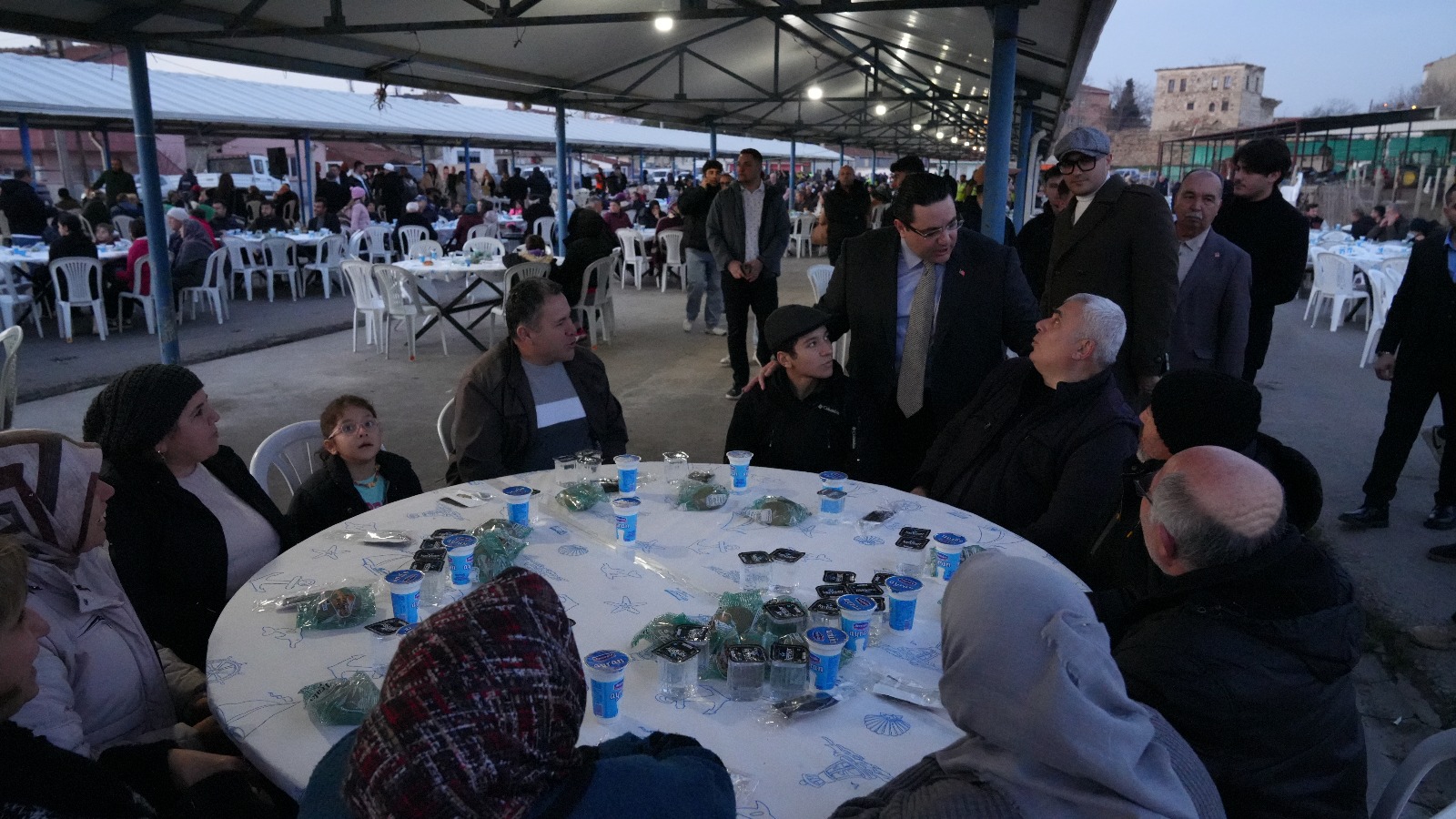 Marmaraereğlisi Belediyesi, Ramazan Ayında İlk İftar Sofrasını İlçe Merkezinde Kurdu