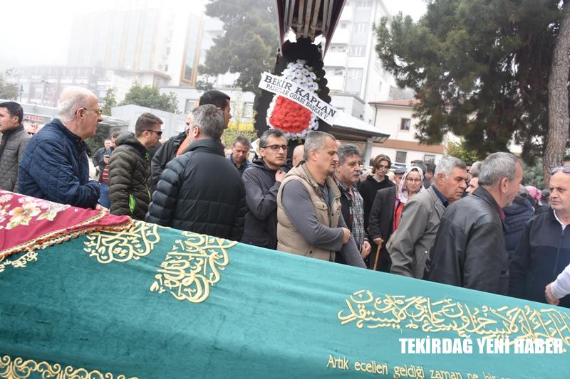 SERPİL PEKKAN VE SEBİLE KANBUR DEFNEDİLDİ