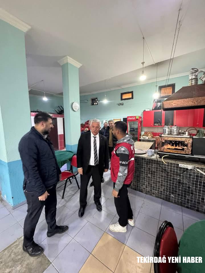 Ali Rıza Eti 8 Nisan Romanlar Günü dolayısıyla Aydoğdu Mahallesi’nde Vatandaşlarla biraraya geldi