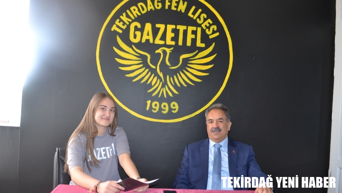 Kaymakamımız Sn. Mustafa GÜLER Tekirdağ Ebru Nayim Fen Lisesini ziyaret ederek öğrencilerin hazırladığı okul gazetesine röportaj verdi