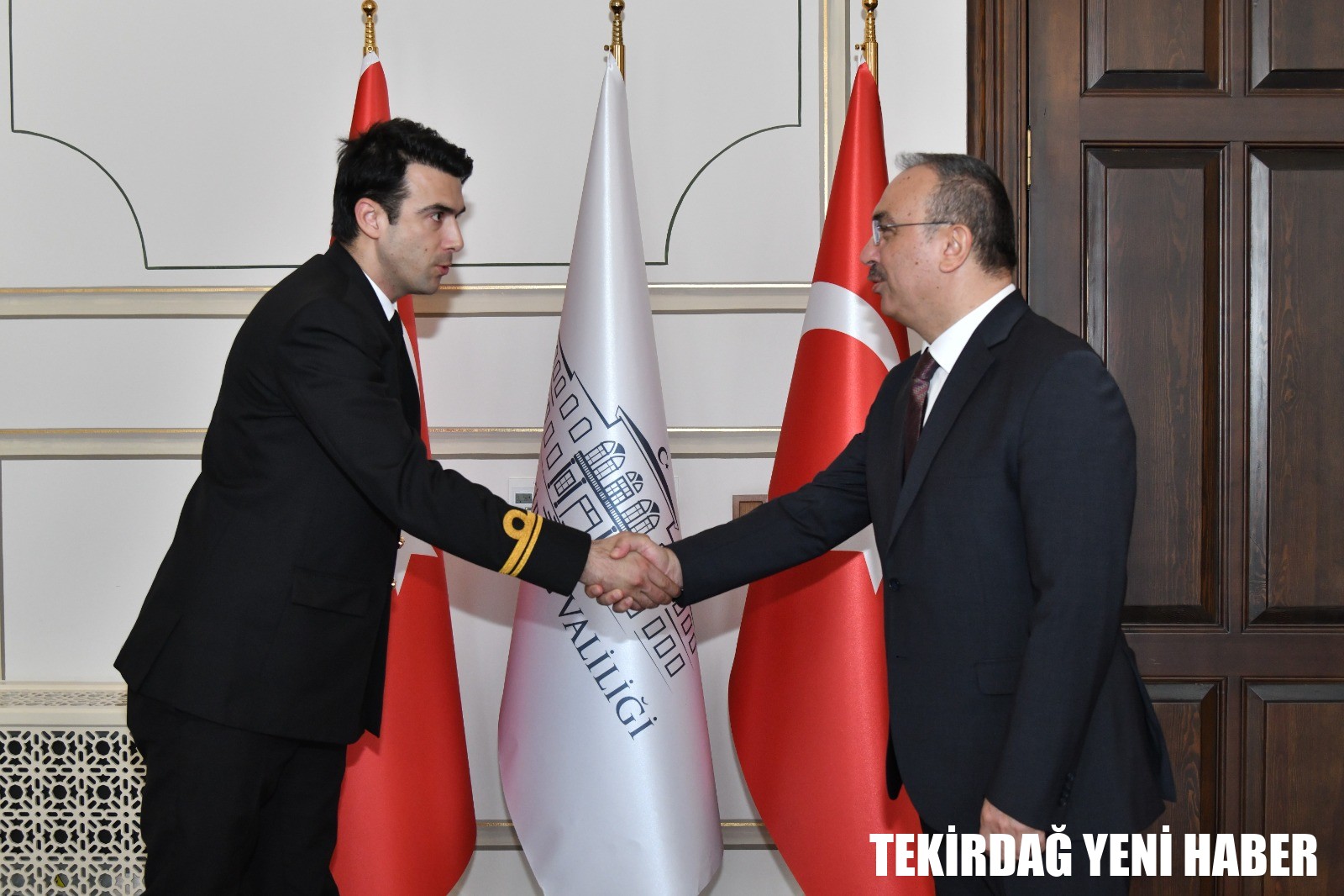 TCG Tekirdağ Gemi Mürettebatı Vali Soytürk’ü Ziyaret Etti