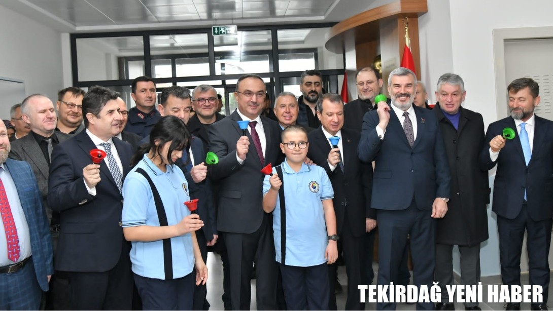 Türkiye Odalar ve Borsalar Birliği Tarafından Yaptırılan Türkiye Odalar ve Borsalar Birliği Ortaokulunun Açılış Töreni Yapıldı