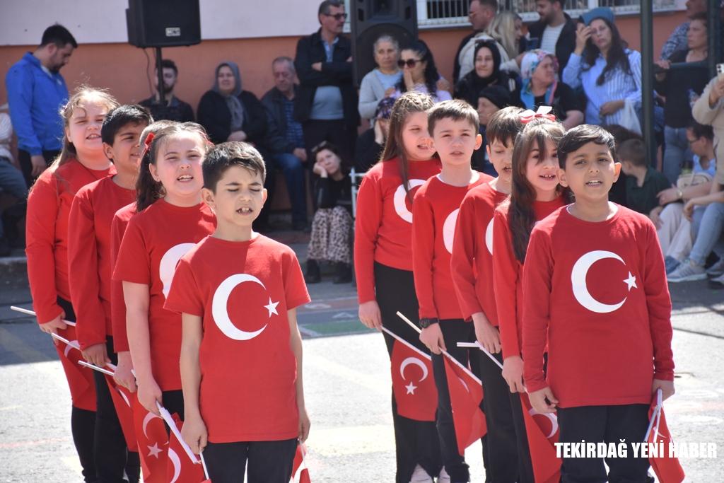 Süleymanpaşa’da 23 Nisan Coşkusu: Miniklerden Renkli Gösteriler