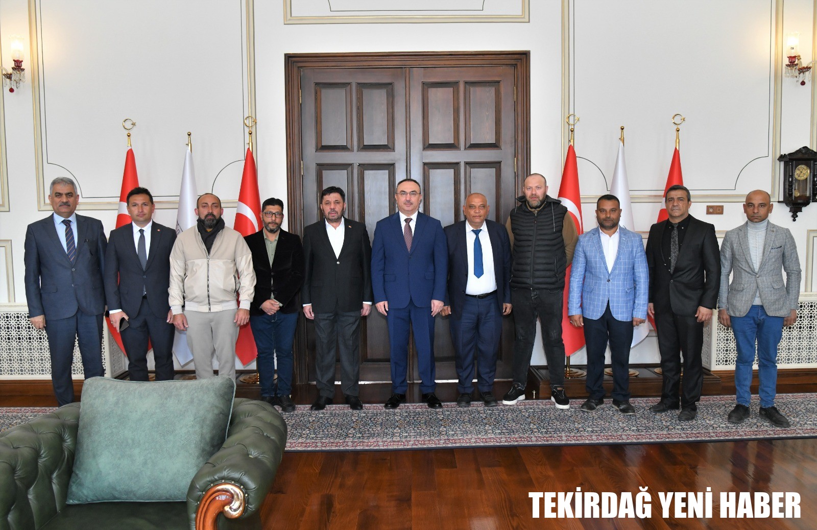 Vali Soytürk Roman Dernekleri Federasyonu Başkanı ve Beraberindeki Heyeti Makamında Kabul Etti