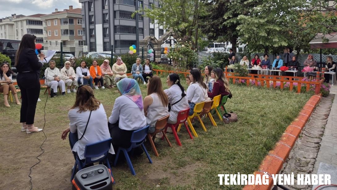 Çerkezköy İlçe Milli Eğitim Müdürlüğü Tarafından Anneler Günü Vesilesiyle Etkinlik Düzenlendi