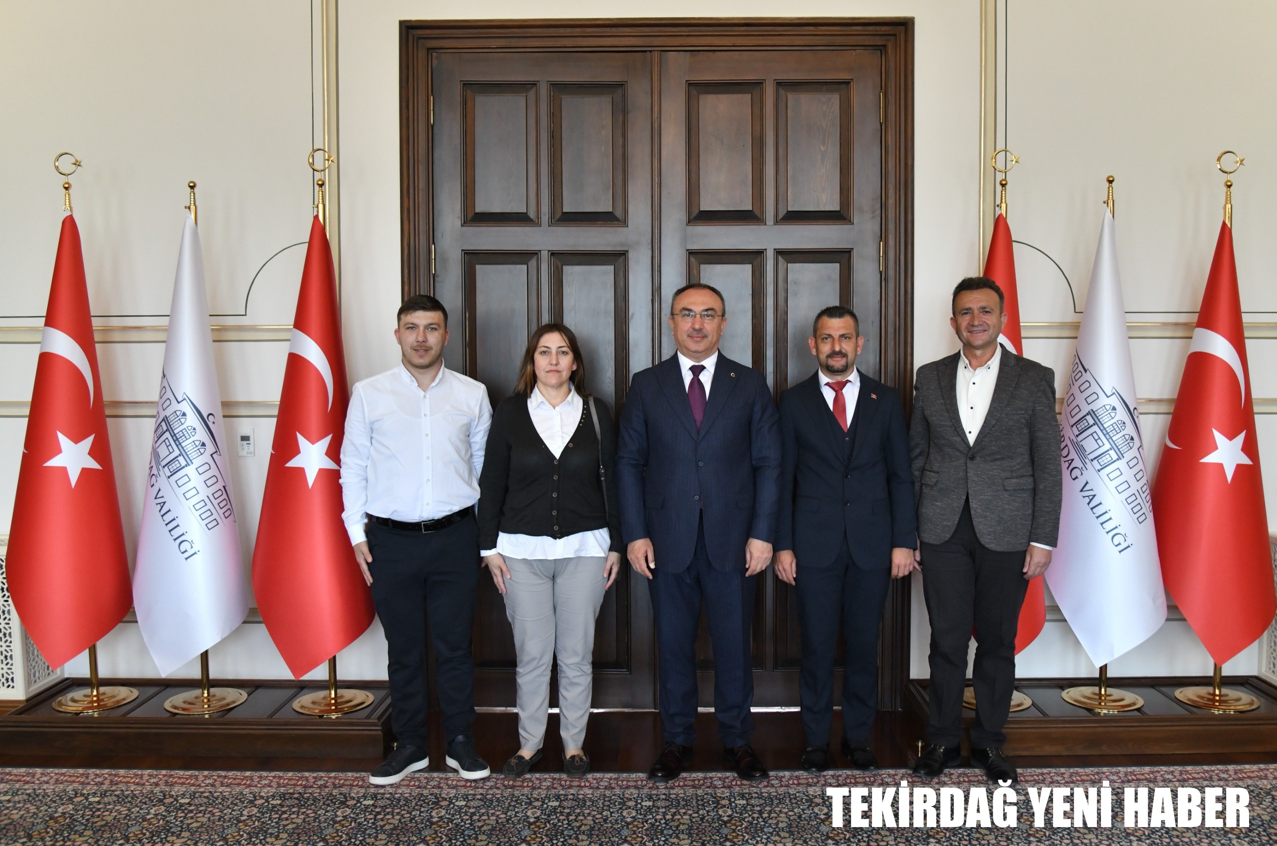 Ergene Medya Yayın İletişim Derneği Başkan ve Üyeleri Vali Soytürk’ü Ziyaret Etti