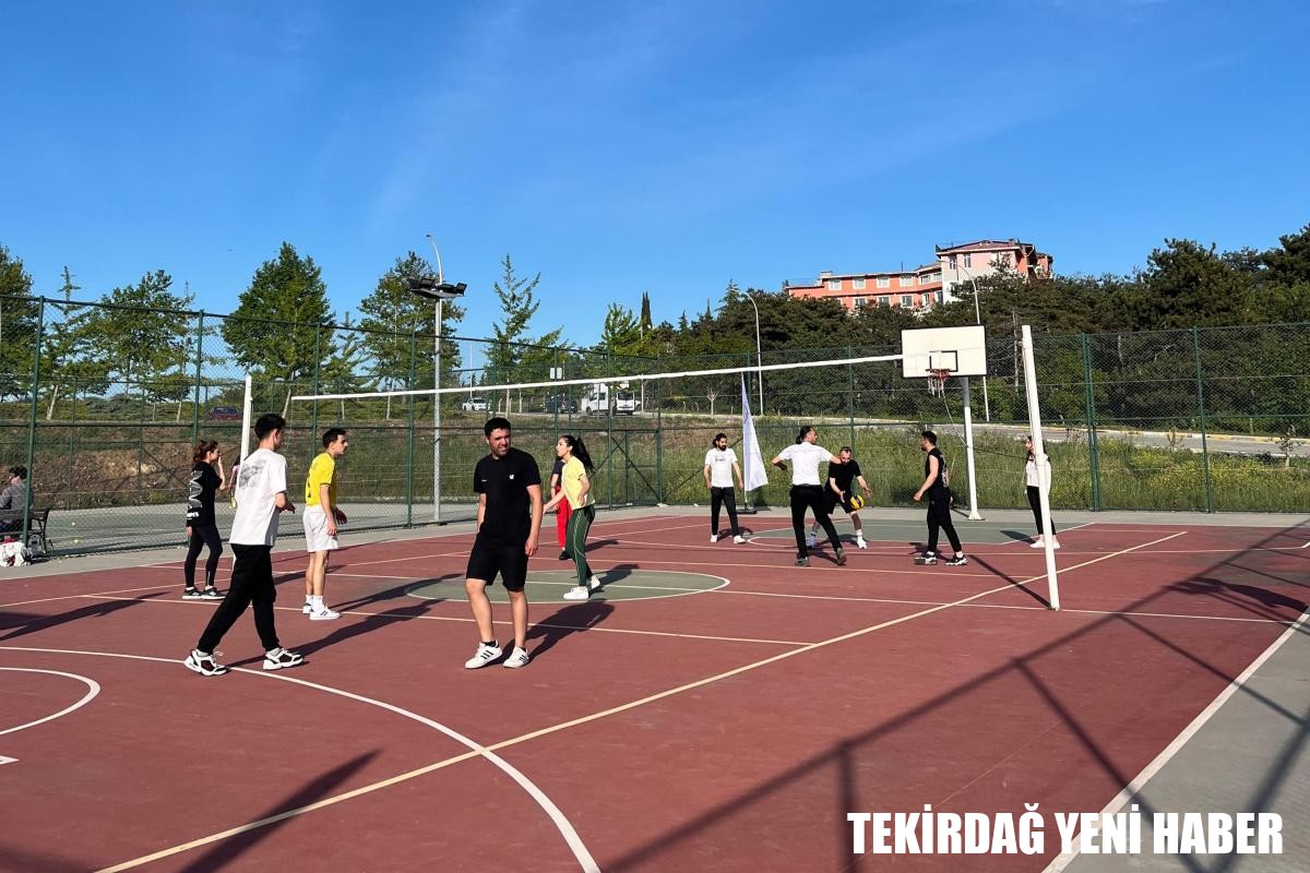 GENÇLİK HAFTASI 2. GELENEKSEL VOLEYBOL TURNUVASI DÜZENLENDİ