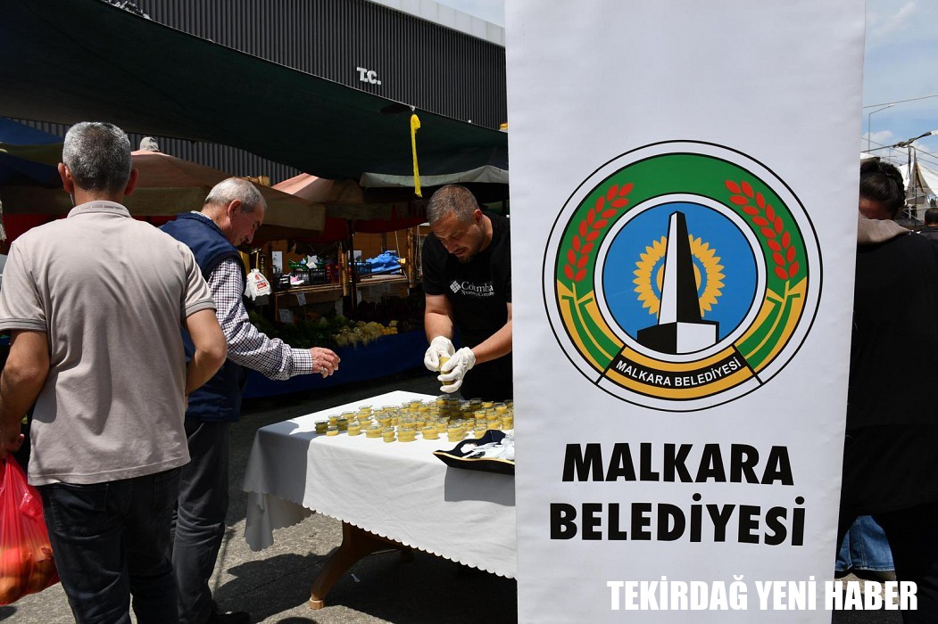 MALKARA’NIN MEŞHUR PEYNİR HELVASI, TÜRK MUTFAĞI HAFTASI’NDA SARAY HALKIYLA BULUŞTU