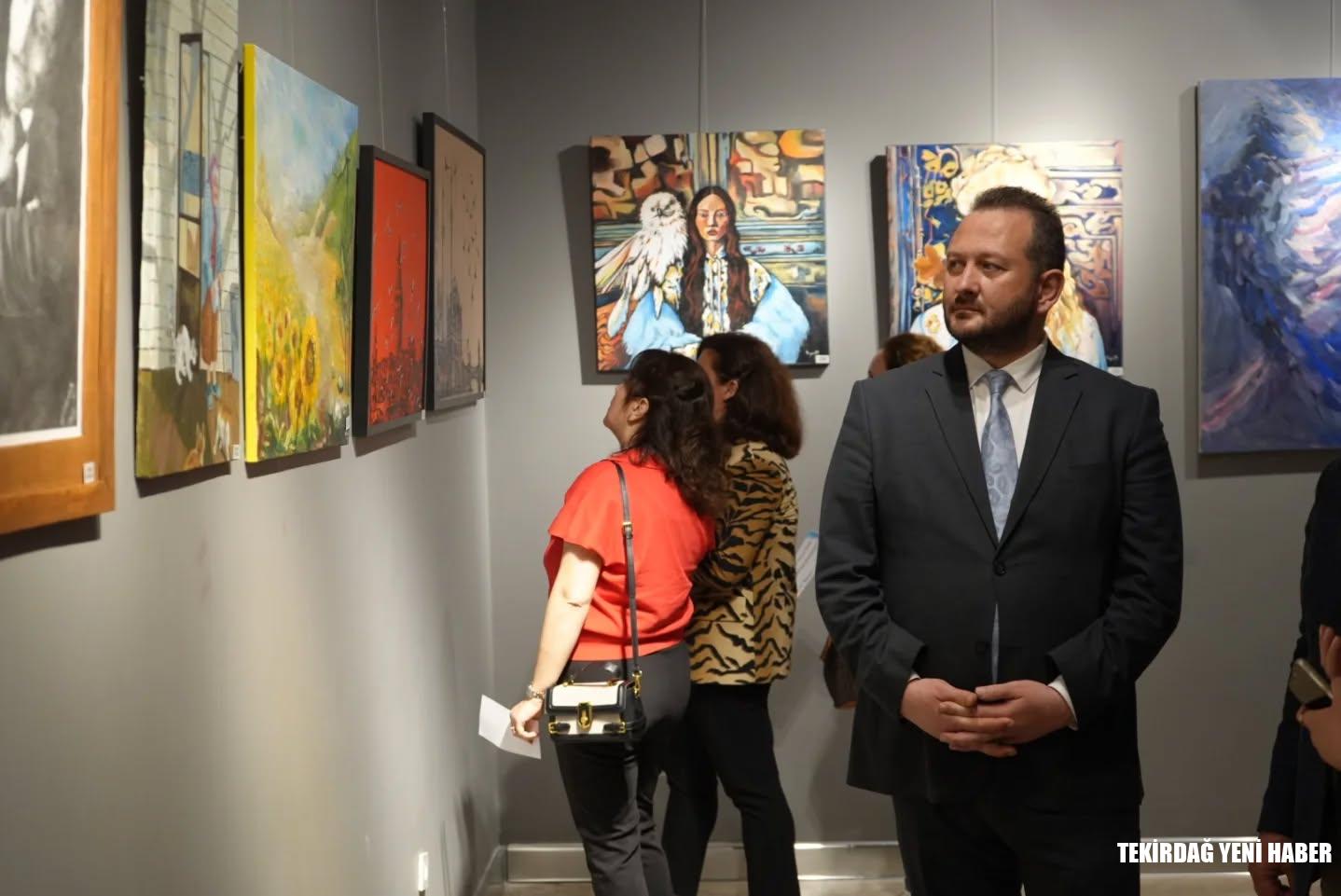 Resim Öğretmenlerinden İkincisi Düzenlenlenen “Birlikten Renk Doğar” Sergisi Açıldı