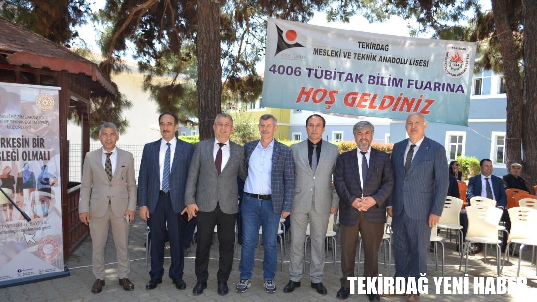 Tekirdağ Mesleki ve Teknik Anadolu Lisesi’nin Hazırladığı TÜBİTAK Bilim Fuarı’na İl Müftüsü Mustafa SOYKÖK, İl Milli Eğitim Müdür Yardımcıları; İlhan KOÇER, Hasan Basri KUZU, İlçe Milli Eğitim Müdürü Ebubekir ATİLLA katıldı.