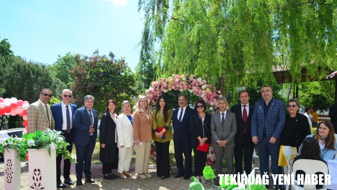 Tekirdağ Özel Eğitim Anaokulu, İlkokulu, Ortaokulu ve Meslek Okulu’nda Gerçekleştirilen Yıl Sonu Atölye Tanıtımı ve Kermes Etkinliğine Kaymakam Sn. Mustafa GÜLER Katıldı