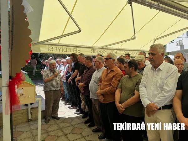 Altınova’nın Sevilen Esnaflarından Reşat Gümüş Son Yolculuğuna Uğurlandı