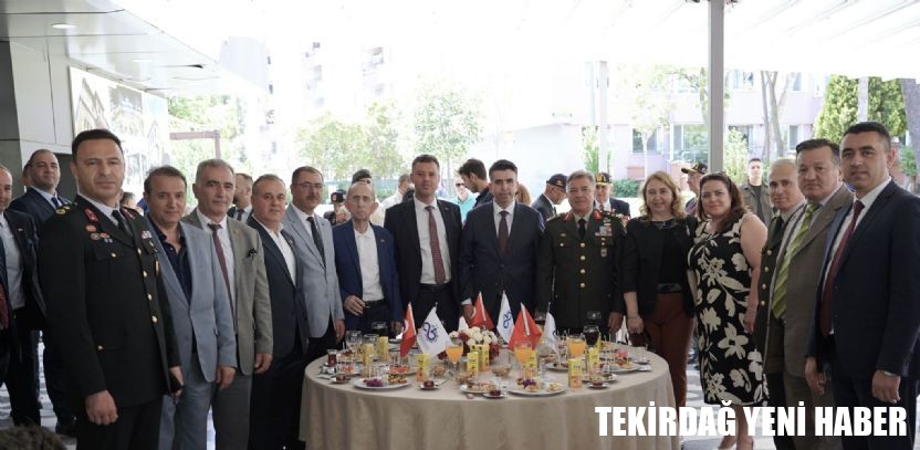 Kurban Bayramı Bayramlaşma Töreni Çorlu Park Kafe`de Gerçekleştirildi