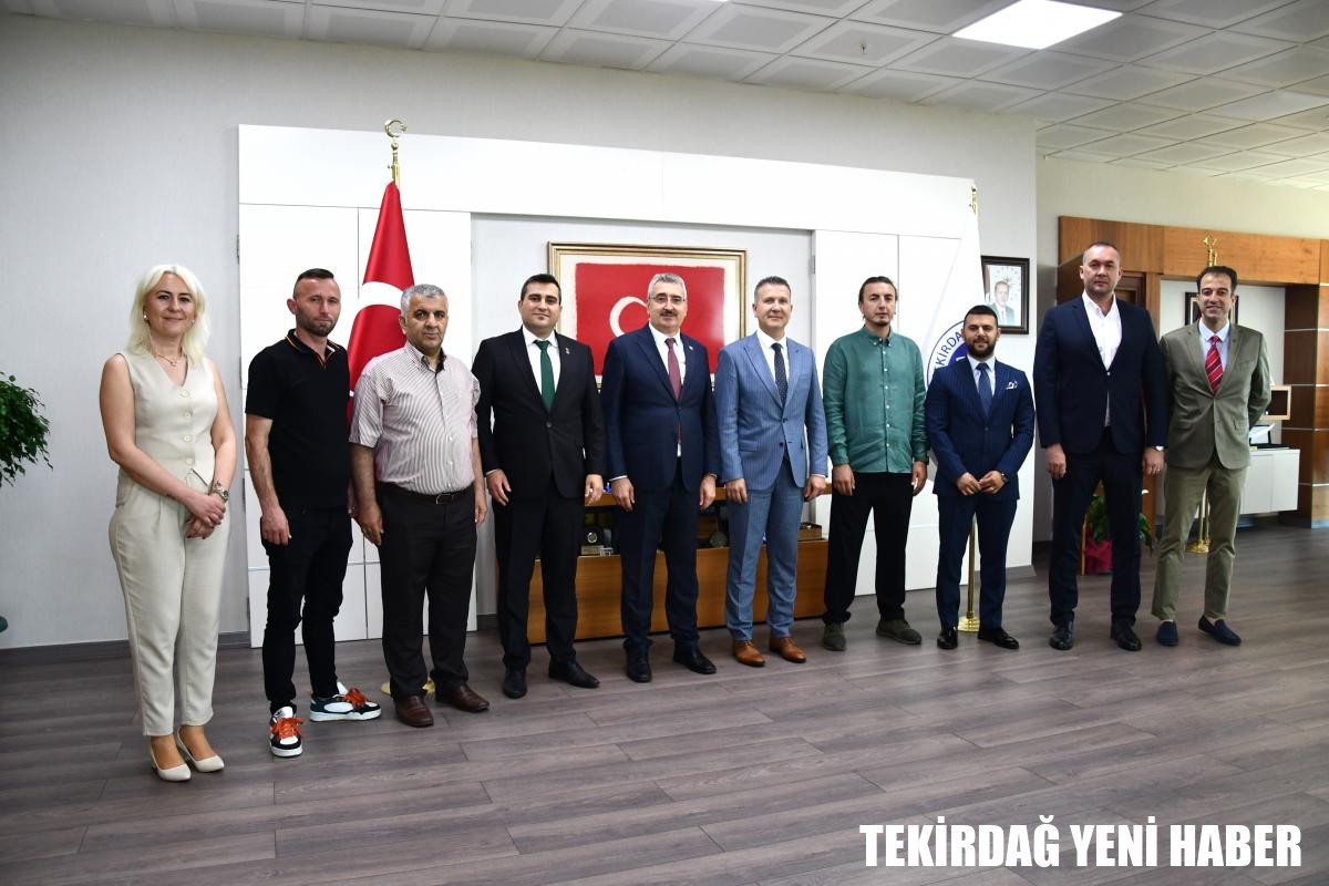 ‘SPOR DOSTU KAMPÜS ÖDÜLÜ’NE EMEĞİ GEÇEN PERSONELİMİZE REKTÖRÜMÜZDEN TEŞEKKÜR BELGESİ