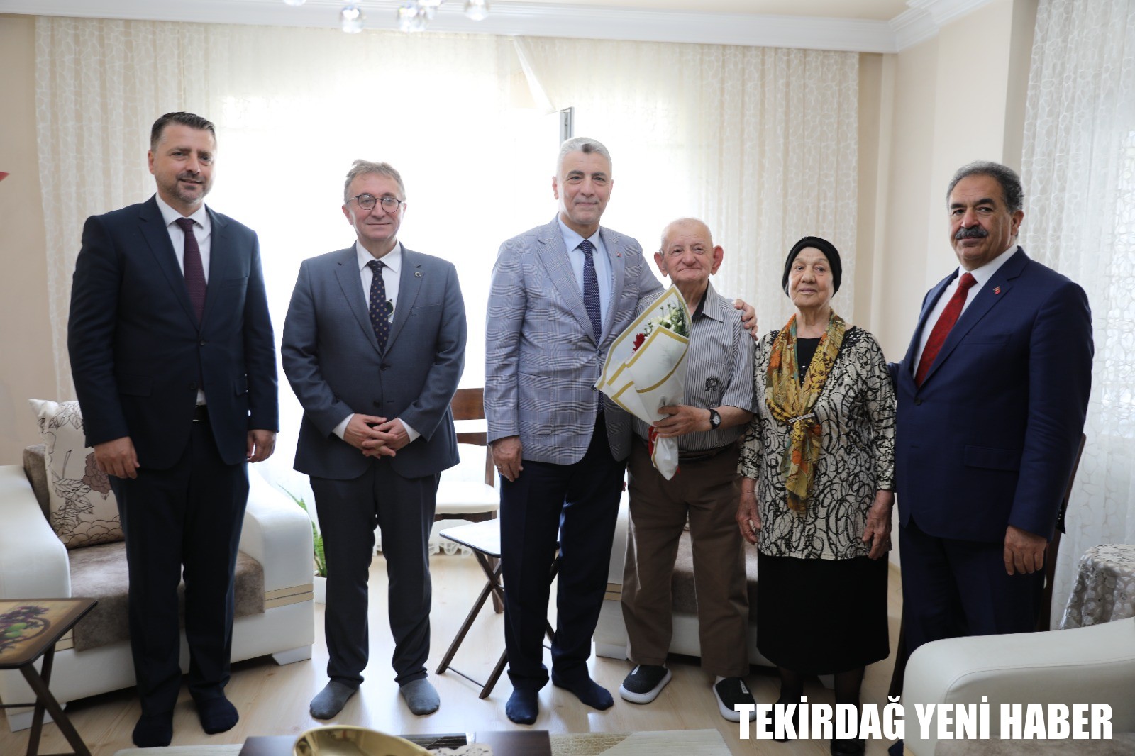 Ticaret Bakanı Bolat ve Vali Vekili Güler Gazileri Ziyaret Etti