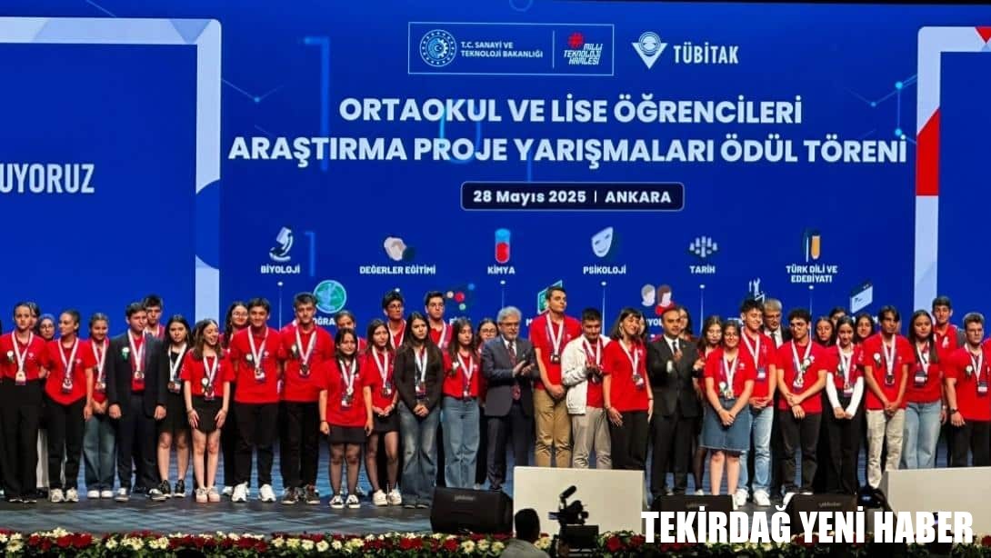 TÜBİTAK Ortaokul ve Lise Öğrencileri Araştırma Proje Yarışmaları Ödül Töreni Gerçekleşti