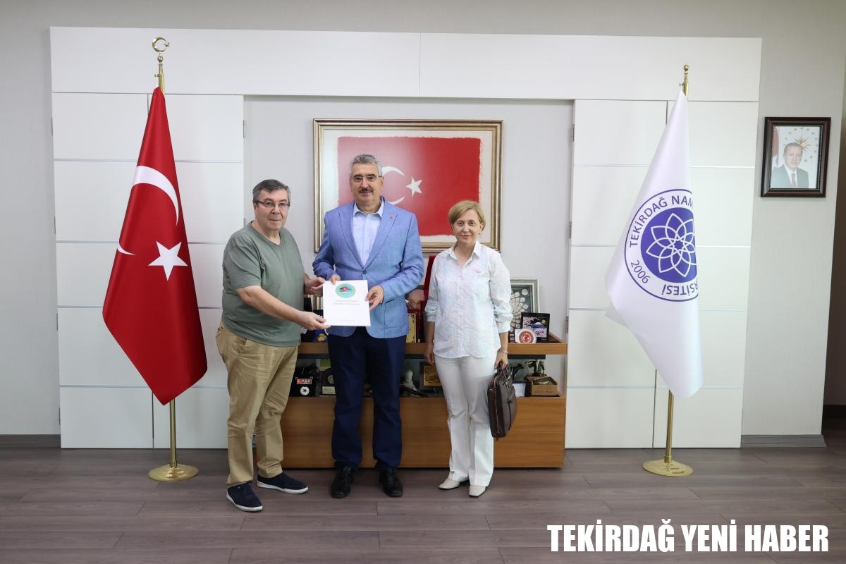 REKTÖRÜMÜZE NEZAKET ZİYARETİ