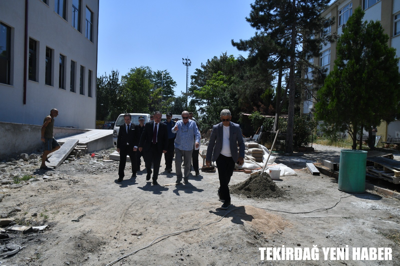 Vali Soytürk Hayrabolu Meslek Yüksek Okulu İnşaatını İnceledi