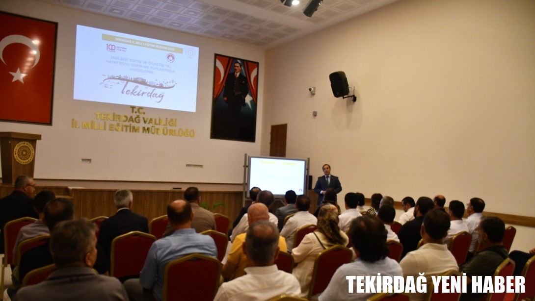 2024-2025 Eğitim Öğretim Yılı İl Hayat Boyu Öğrenme Komisyonu Toplantısı Müdürlüğü Konferans Salonunda Yapıldı