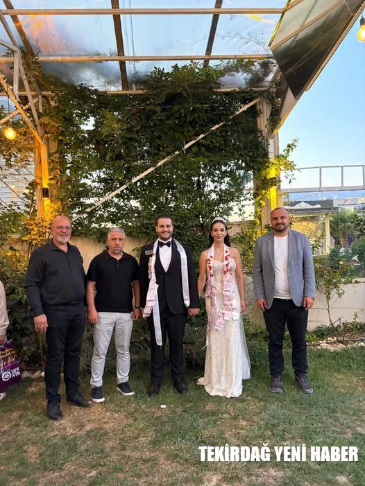 Aslıhan ve Batuhan’ın Düğününde Görkemli Gece