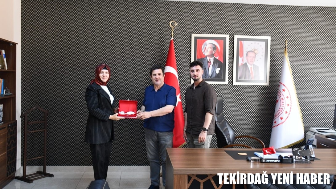 Kızılay’dan İl Milli Eğitim Müdürü Dr. Yeniyol’a Ziyaret