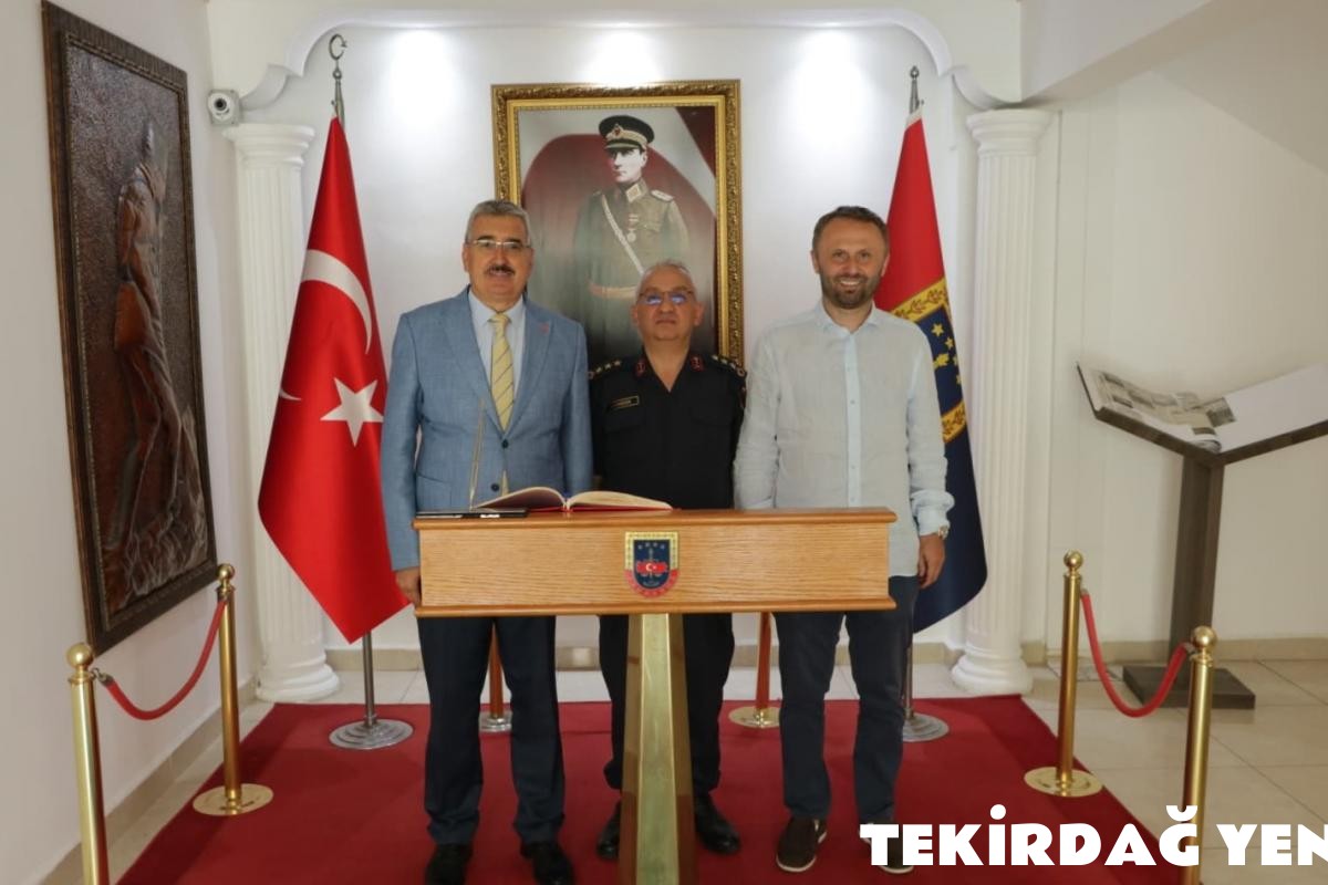 REKTÖRÜ PROF. DR. MÜMİN ŞAHİN’DEN İL JANDARMA KOMUTANLIĞINA ZİYARET