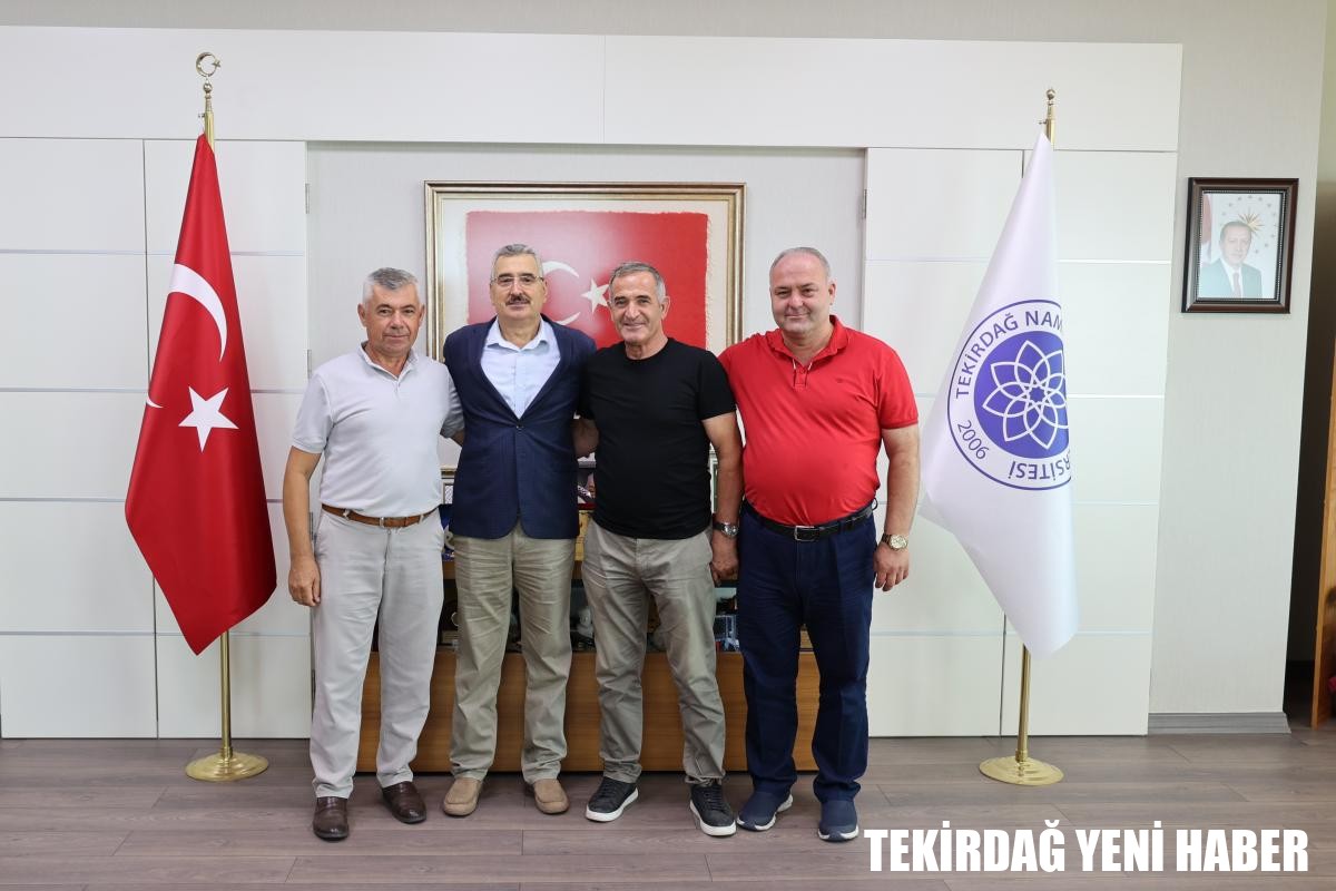 REKTÖRÜMÜZE NEZAKET ZİYARETİ