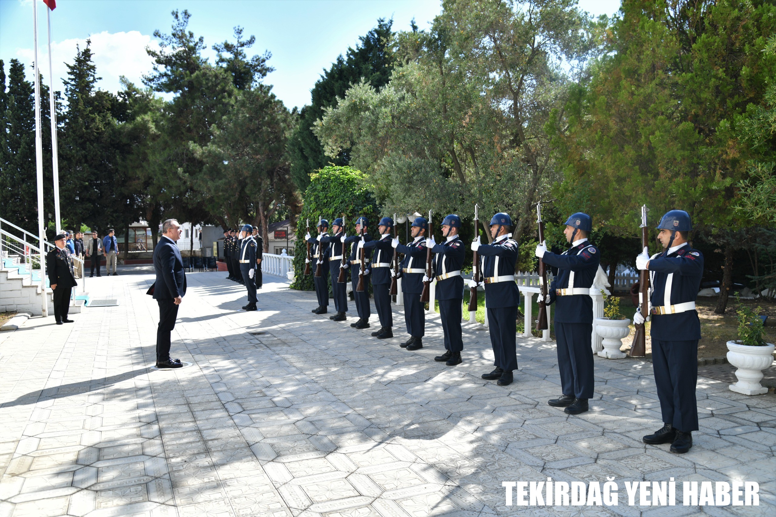 Vali Soytürk İl Jandarma Komutanı Güngör’e İade-i Ziyarette Bulundu