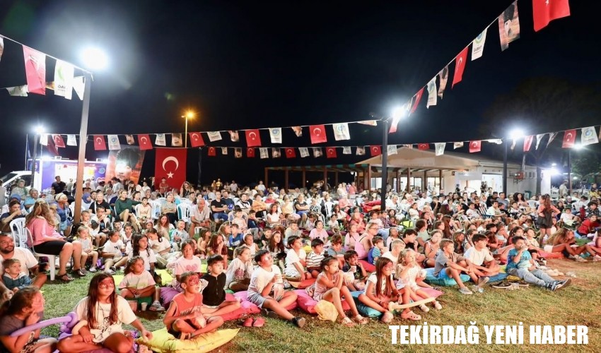Yıldızların Altında Sinema Keyfi Bambaşkaydı.