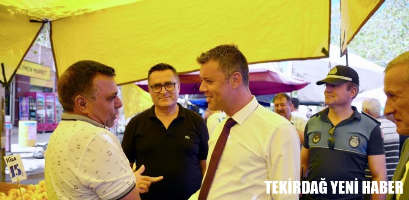 Başkan Sarıkurt, Pazartesi Pazarı´nda Vatandaş ve Esnafla Buluştu