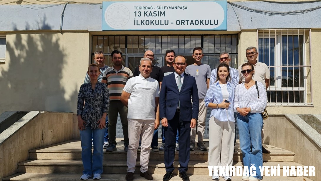 İlçe Milli Eğitim Müdürü Fahri KIRMIZI, İlçemiz 13 Kasım İlkokulu/Ortaokulunu Ziyaret Etti.
