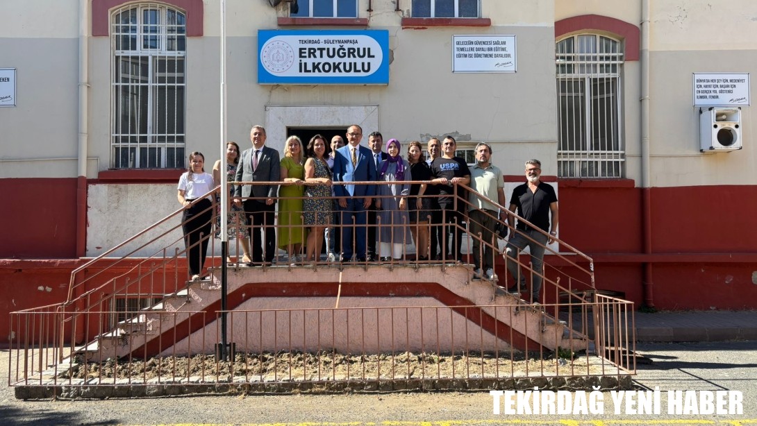 İlçe Milli Eğitim Müdürü Fahri KIRMIZI, İlçemiz Ertuğrul İlkokulunu Ziyaret Etti.