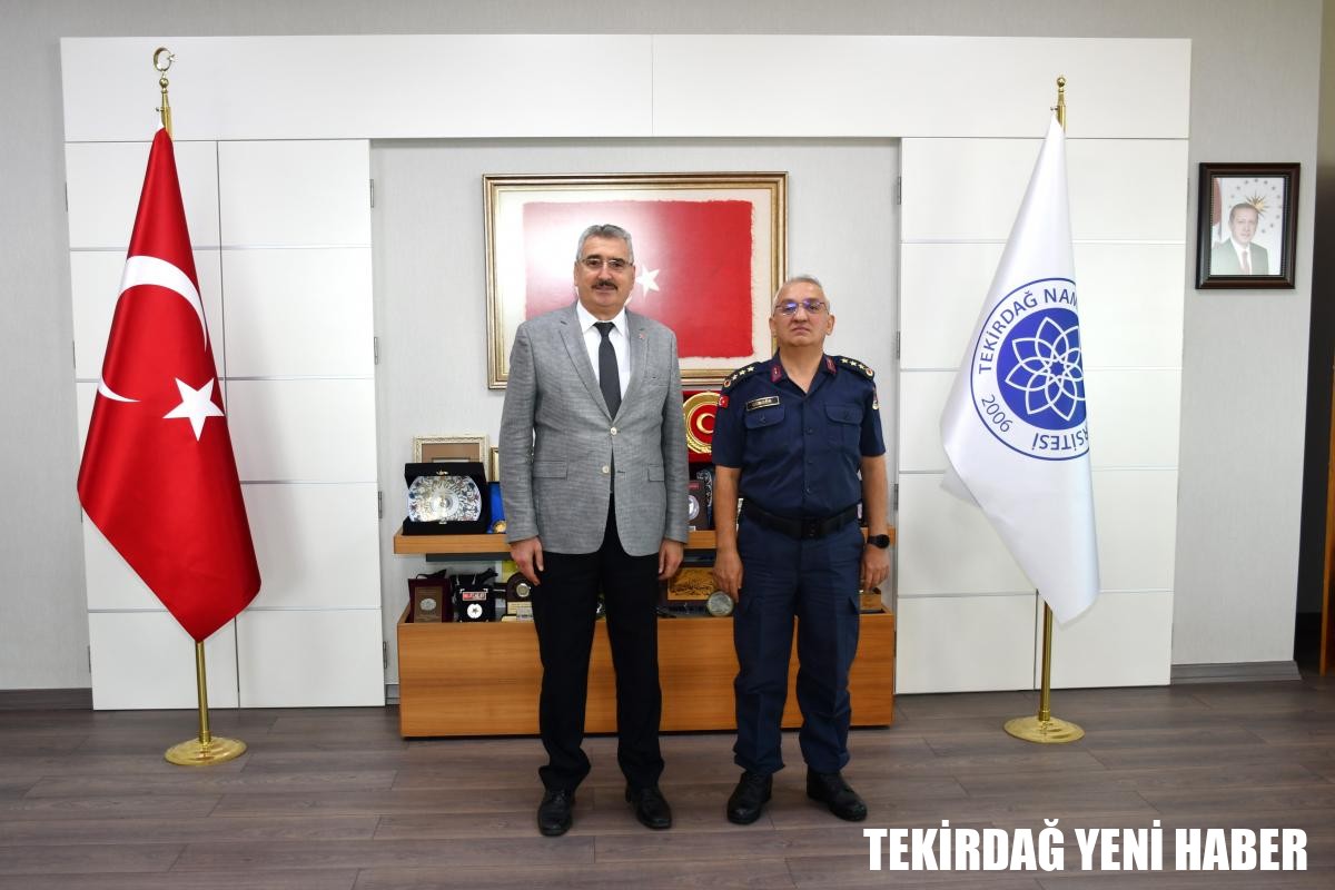 JANDARMA ALBAY GÜNGÖR’DEN REKTÖRÜ PROF. DR. MÜMİN ŞAHİN’E İADE-İ ZİYARET