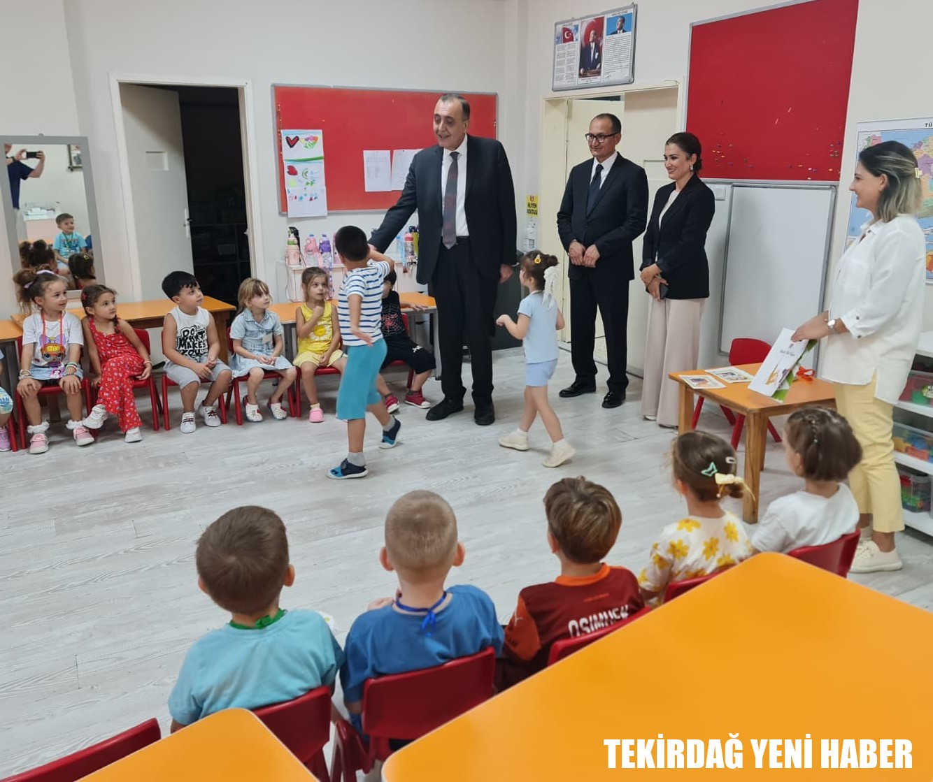 Kaymakamı  Mahmut Nedim TUNÇER, İlçemiz Şehit Öğretmen Neşe Alten Anaokuluna…