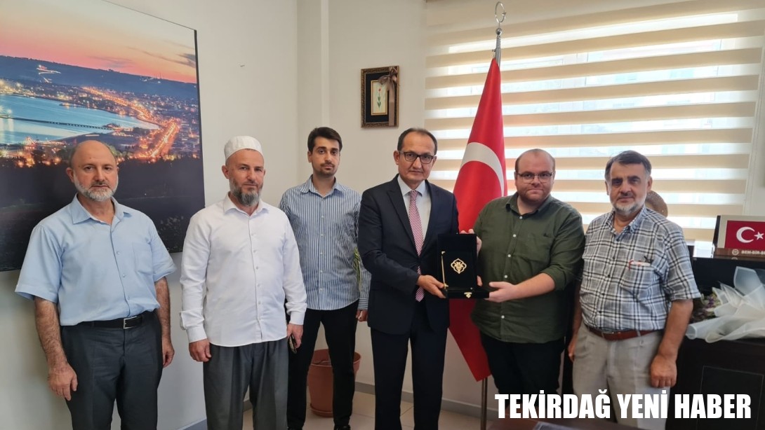 Tekirdağ Eğitime Destek Platformu Yönetim Kurulu, İlçe Milli Eğitim Müdürümüzü Ziyaret Etti.