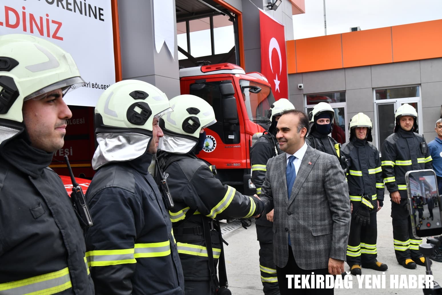 Bakan Kacır ve Vali Soytürk Velimeşe OSB İtfaiye Hizmet Binası Açılış Töreni’ne Katıldı