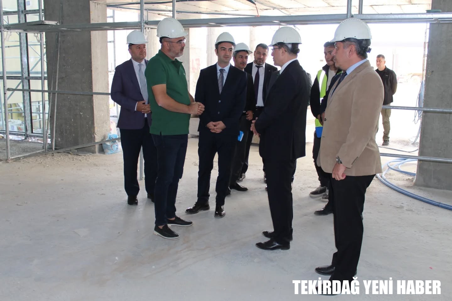 Bakanlığımız Kamu Hastaneleri Genel Müdürü  Dr. Hakan Usta, Yapımı Devam Eden Ergene Devlet Hastanemiz İnşaatına Ziyarette Bulundu.
