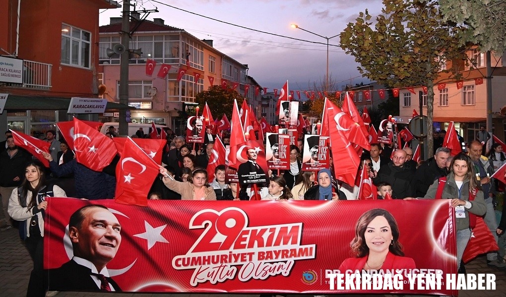 CUMHURİYET COŞKUSU KARACAKILAVUZ’DAN YÜKSELDİ